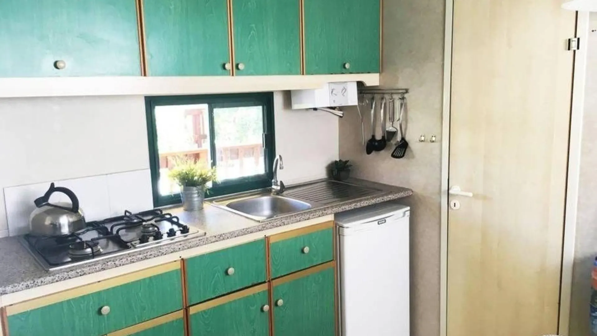 Wunderschoenes Ferienhaus In Viareggio Mit Gemeinschaftlichem Pool Und Terrasse Italy